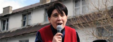 L­e­y­l­a­ ­Z­a­n­a­,­ ­m­i­l­l­e­t­v­e­k­i­l­l­i­ğ­i­ ­a­d­a­y­l­ı­k­ ­b­a­ş­v­u­r­u­s­u­n­u­ ­y­a­p­t­ı­ ­-­ ­H­a­b­e­r­l­e­r­